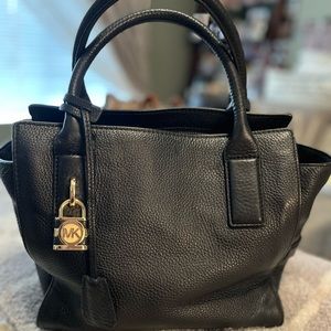 ❌SOLD❌ Black Michael Kors bag
